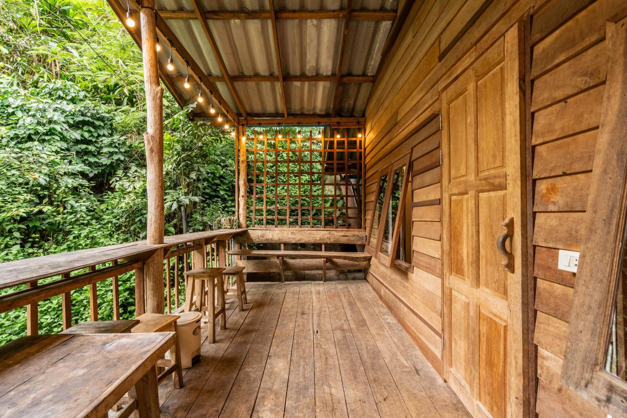 ไชยพล โฮมสเตย์ หมู่บ้านแม่กำปอง Ban Pok Nai Exterior foto