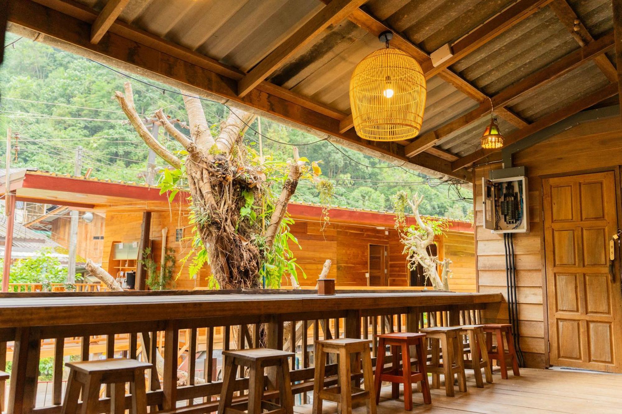 ไชยพล โฮมสเตย์ หมู่บ้านแม่กำปอง Ban Pok Nai Exterior foto